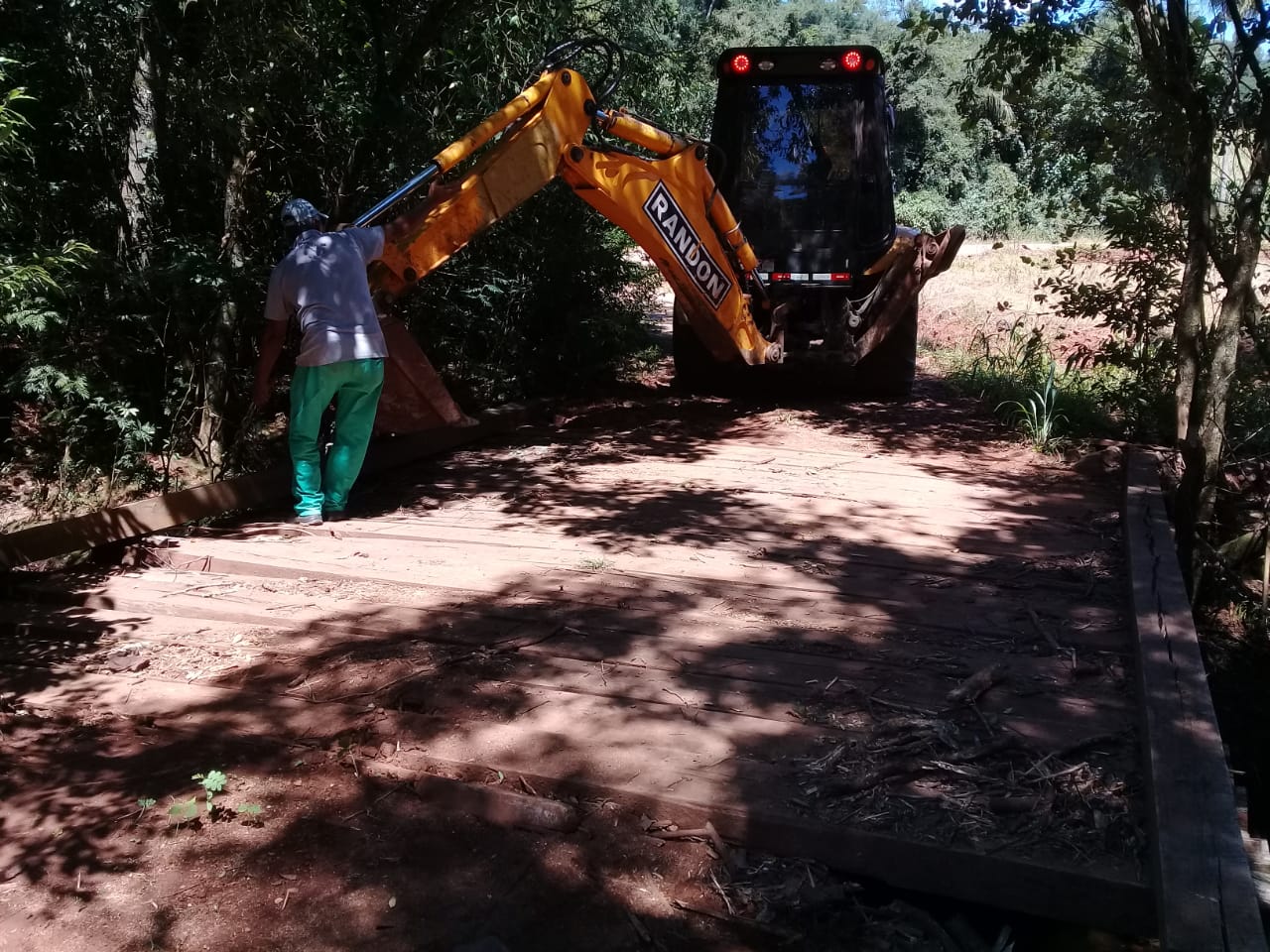 Reforma de Pontilhão em Linha Caçador